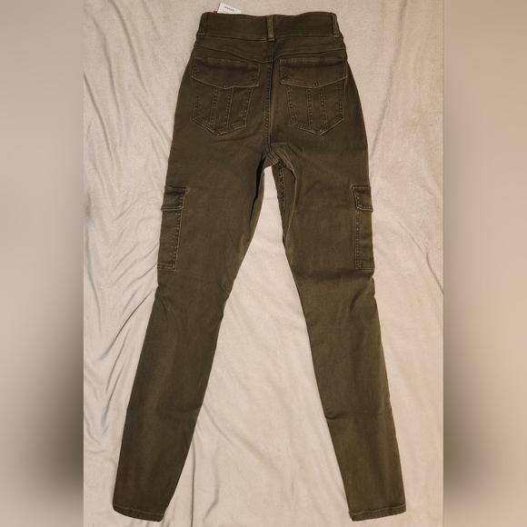 SPANX Women's Stretch Twill Ankle Cargo Pants Olive Green NWT - Sz S - Picture 7 of 7